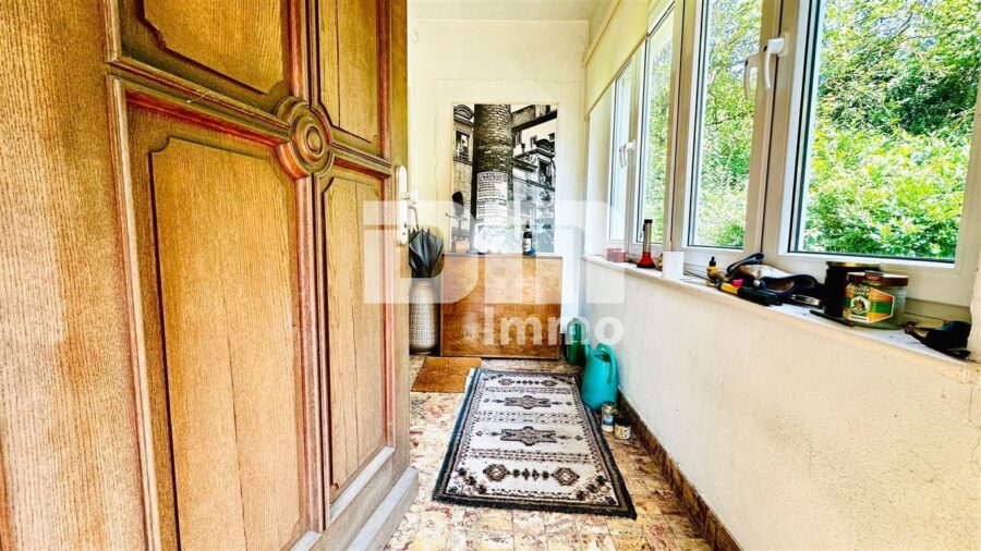 Herrschaftliches Ein- /Zweifamilienhaus BJ 1949 mit großem Garten in Traumlage - EG Windfang / Zugang zum Flur / Diele